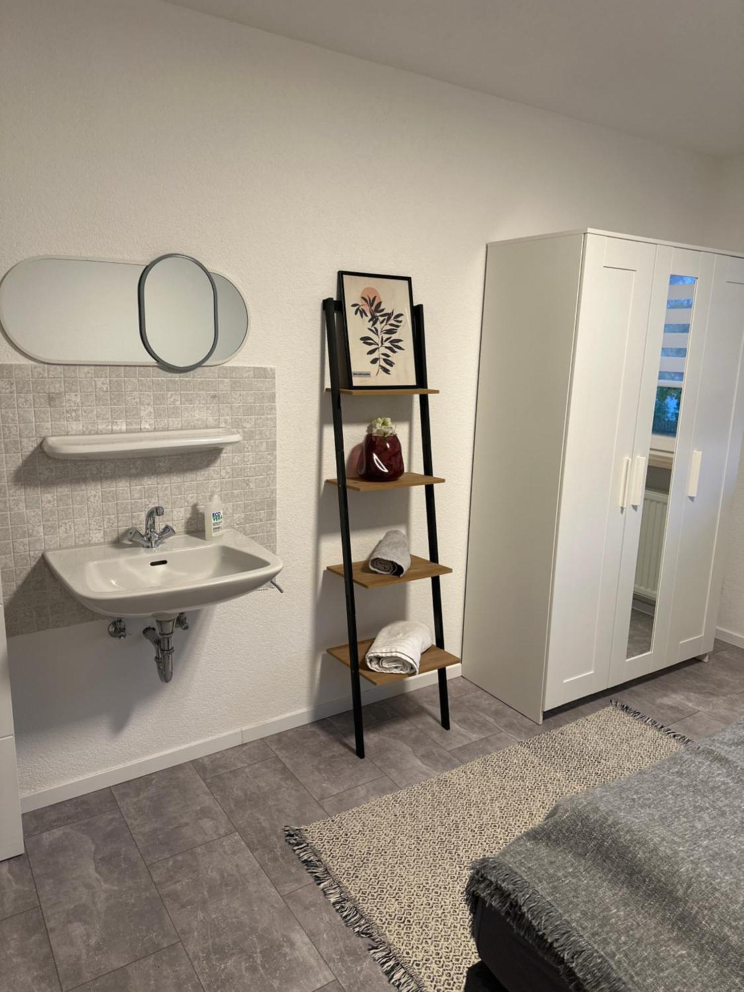 Weinstadt Monteurwohnnung Ferienwohnung Ngoại thất bức ảnh